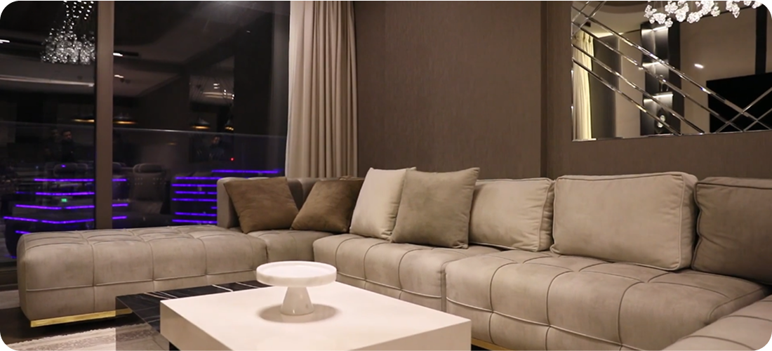 ماذا يحدث عندما يجتمع الإبداع مع الاحترافية؟ في هذا الفيديو، أشارككم تجربتي الشخصية مع هذا الفريق الرائع وكيف نجحوا في تحويل رؤيتي إلى واقع. استمعوا إلى قصتي واكتشفوا كيف أحدثوا فرقًا حقيقيًا!